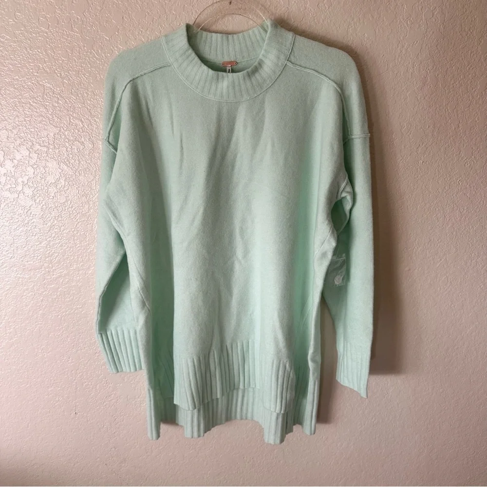 New free people Phoebe High-Low Tunic Sweater size XS